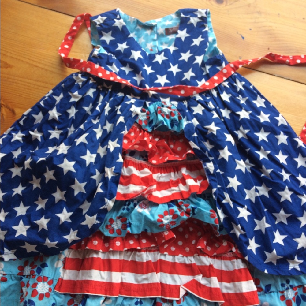 Jelly the pug size 4 American dress. 4th of July